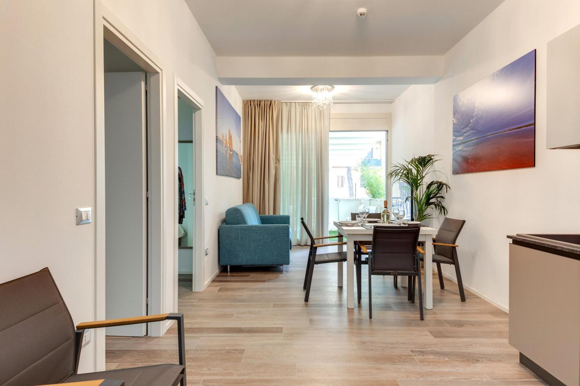 Gened Aparthotel 3*